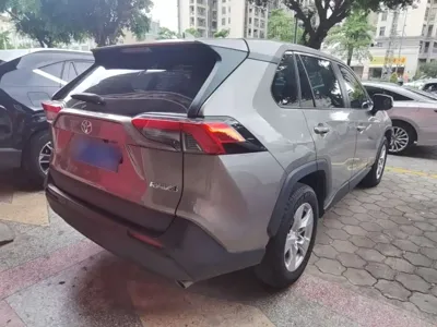 Toyota RAV4 2023, 24000 км, за 99000 CNY - фото 7