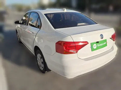 Volkswagen Jetta 2017, 97100 км, за 25777.9 CNY