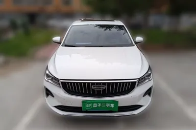 Geely Auto Emgrand 2023, 9900 км, за 46430.13 CNY