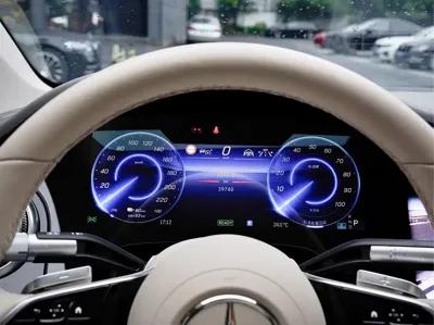 Mercedes-Benz EQS 2022, 40000 км, за 259800 CNY - фото 9