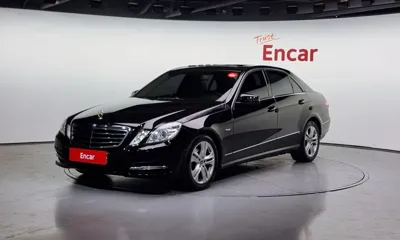 Mercedes-Benz E-Class · 2011 год