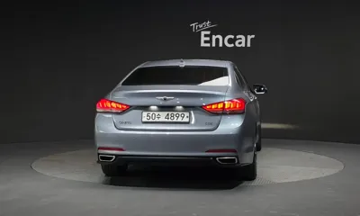 Hyundai Genesis 2015, 126081 км, за 10900000 KRW