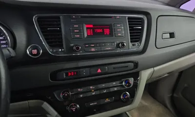 Kia Canival 2016, 144245 км, за 8500000 KRW - фото 13