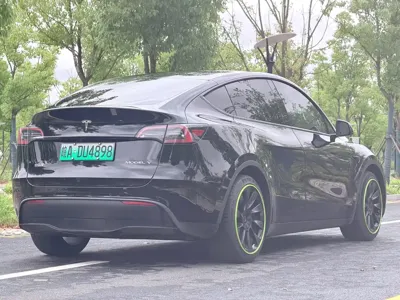 Tesla Model Y 2023, 60000 км, за 165799 CNY - фото 11