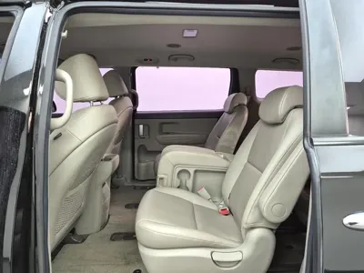 Kia Canival 2017, 127524 км, за 9000000 KRW - фото 12