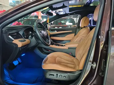 Buick LaCrosse 2017, 55000 км, за 54000 CNY