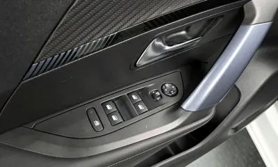 Peugeot 2008 2021, 47919 км, за 19000000 KRW - фото 29