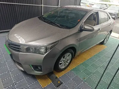 Toyota Corolla · 2015 год