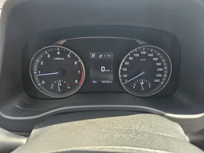 Hyundai Avante 2017, 135740 км, за 8600000 KRW - фото 8