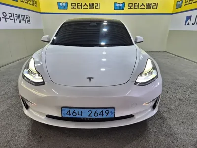 Tesla Model 3 · 2022 год