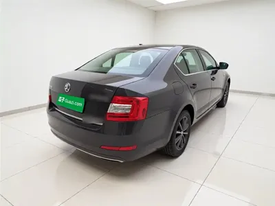 Skoda Octavia 2017, 134300 км, за 29800 CNY