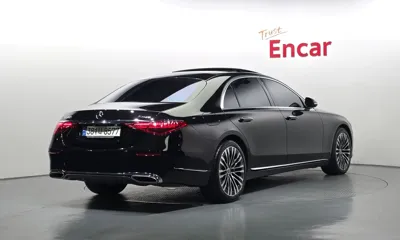Mercedes-Benz S-Class 2021, 52098 км, за 100000000 KRW - фото 2