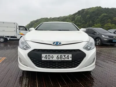 Hyundai Sonata 2012, 168069 км, за 3300000 KRW