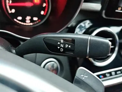 Mercedes-Benz C-Class 2017, 85399 км, за 79800 CNY - фото 16