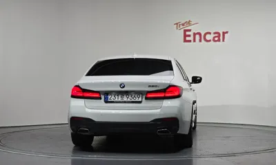 BMW 5-Series 2023, 49467 км, за 37200000 KRW