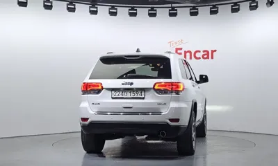 Jeep Cherokee 2019, 91493 км, за 18000000 KRW
