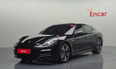 Porsche Panamera · 2016 год