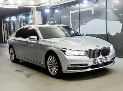 BMW 7-Series · 2016 год