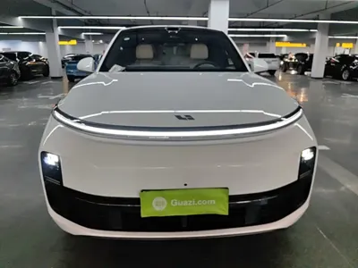 Li Auto Li L8 2025, 9700 км, за 255900 CNY - фото 3