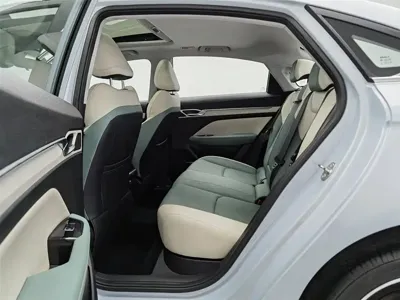 Geely L HiP 2022, 57699 км, за 41900 CNY - фото 15