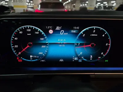 Mercedes-Benz GLE-Class 2023, 14500 км, за 110000000 KRW - фото 15