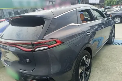 BYD Tang New Energy 2023, 69700 км, за 121826.41 CNY - фото 6