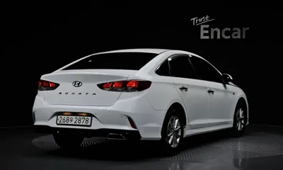 Hyundai Sonata 2018, 104808 км, за 10900000 KRW