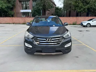 Hyundai Santa Fe 2014, 130000 км, за 26600 CNY