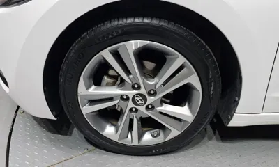 Hyundai Avante 2018, 116522 км, за 9900000 KRW - фото 5