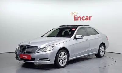 Mercedes-Benz E-Class · 2013 год