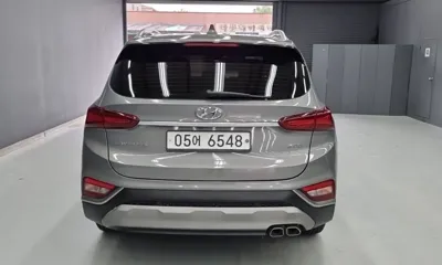 Hyundai Santafe 2019, 96661 км, за 19500000 KRW