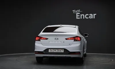 Hyundai Avante 2020, 120393 км, за 12900000 KRW