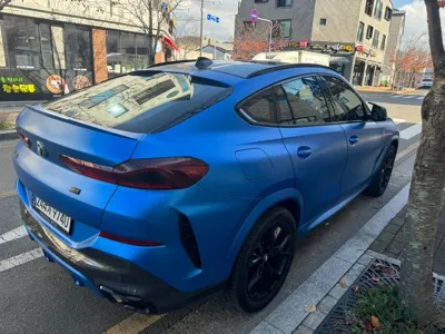 BMW X6 2023, 30300 км, за 93130000 KRW - фото 8