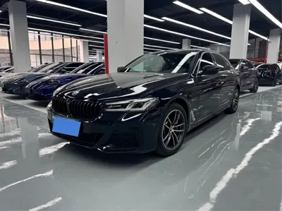 BMW 5 Series New Energy 2022, 35800 км, за 178700 CNY - фото 1