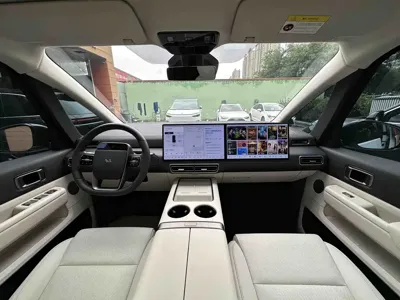 Li Auto Li MEGA 2025, 3600 км, за 509799 CNY - фото 11