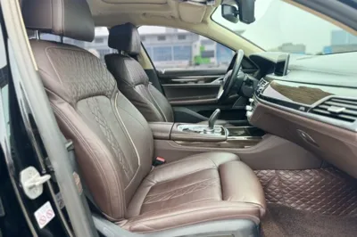 BMW 7 Series 2019, 121000 км, за 272882.11 CNY - фото 30