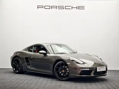 Porsche 718 2025, 5800 км, за 479799 CNY
