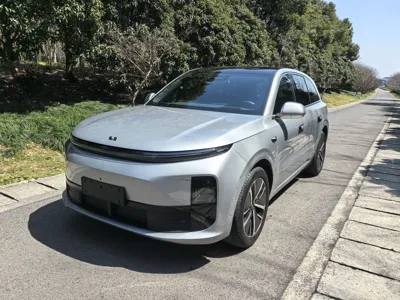 Li Auto L6 · 2024 год
