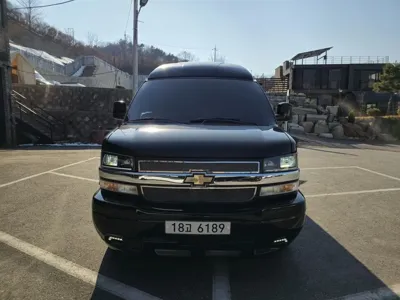 Chevrolet Express Van 2016, 129000 км, за 26500000 KRW