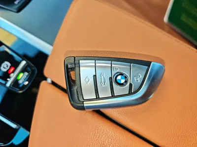 BMW 5 Series 2021, 60200 км, за 205163.55 CNY - фото 17