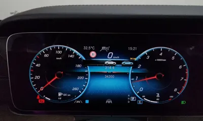 Mercedes-Benz E-Class 2023, 34200 км, за 99990000 KRW - фото 8