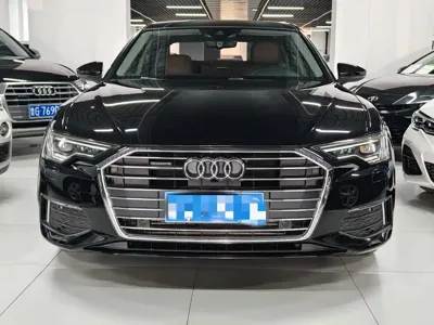 Audi A6L 2020, 155000 км, за 169800 CNY