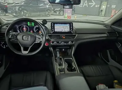 Honda Accord 2019, 201376 км, за 10990000 KRW - фото 14