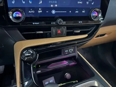 Lexus NX 2025, 27000 км, за 52000000 KRW - фото 9