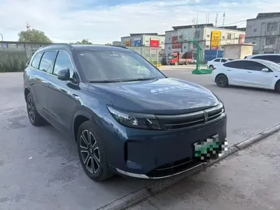 AITO 问界 AITO M7 2025, 27000 км, за 182000 CNY
