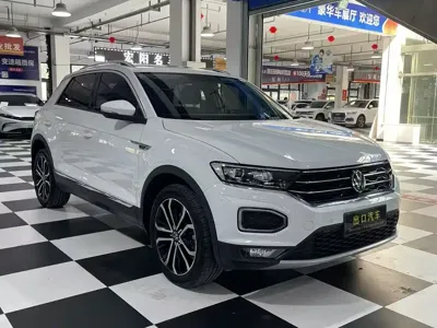 Volkswagen T-Roc 2023, 25400 км, за 113800 CNY