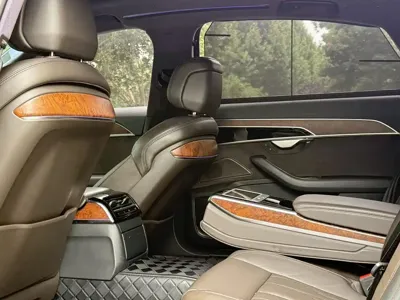 Audi A8 2019, 50000 км, за 278000 CNY - фото 6