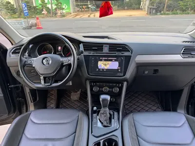 Volkswagen Tiguan L 2020, 68000 км, за 83000 CNY - фото 14