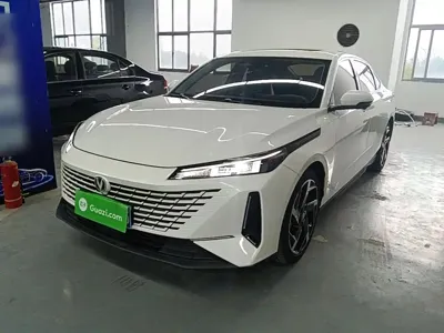 Changan Yida 2023, 11600 км, за 52699 CNY - фото 2