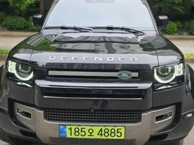 Land Rover Defender · 2025 год
